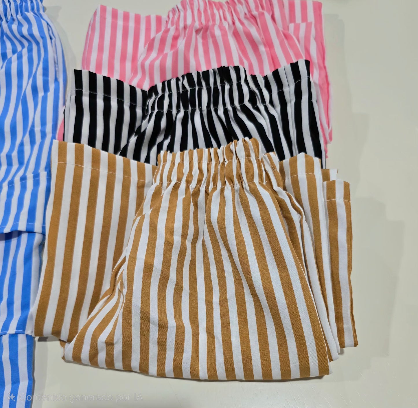 Pantalón cargo de rayas